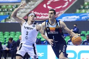 Jasiel Rivero domina la prórroga y un tapón de Horton sella la primera victoria (76-75)