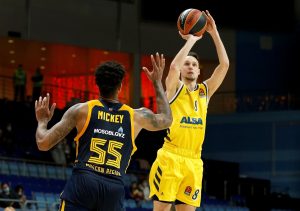 Euroliga (J28): Resúmenes, clasificación y mejor quinteto