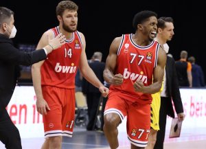 Euroliga (J30): Resúmenes, clasificación y mejor quinteto