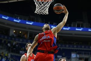 Lundberg se consagra y con MVP Clyburn convierten a CSKA en el primer clasificado (68-85)
