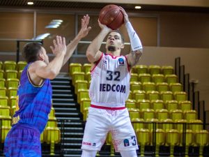 El Gran Canaria llega tarde al partido y Gray acaba con su reacción (82-77)
