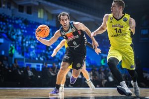 Benite toma las riendas para superar a Hapoel Holon (77-86)