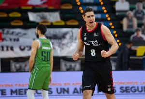 Alex Reyes: “Nos toca ir partido a partido y luchar hasta el final”