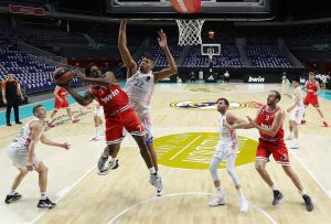 Tavares también “tapona” a sus rivales en el premio a Mejor Defensor de la Euroliga