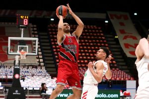 Olimpia Milano se clasifica para la Final Four con un sensacional Shields (92-89)