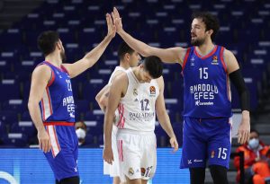 Zoco Liga Endesa: Sertac Sanli suena para el Barça; Rodions Kurucs, ¿al Real Madrid?