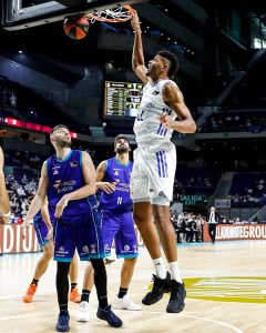 Los pívots, la nueva base del Real Madrid