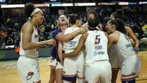Astou Ndour y sus Chicago Sky jugarán la final de la WNBA contra Phoenix Mercury