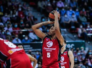 Okoye, la luz en el camino de Casademont Zaragoza