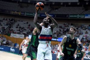 Baile de nombres en la zona del Baskonia: ¿Sale Nnoko para abrir paso a Biyombo?