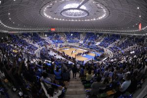 Benite, la intensidad y los pitos en el Coliseum
