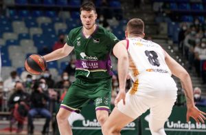 Encrucijada en el Carpena