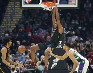 Noche NBA: Festival anotador de Hornets y Suns se imponen a Jazz