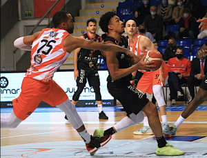 LEB Oro J21: El Estu da caza al Granada y Lleida sigue creciendo