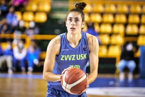 María Conde y su aventura continental. Talento en estado puro en el ZVVZ USK Praga