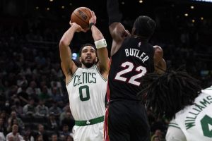 Playoffs NBA: Celtics dinamita el partido y empata la serie a dos