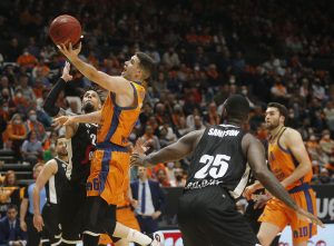 La Virtus Bologna acaba con el sueño de Eurocup de Valencia Basket