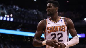 Cómo DeAndre Ayton logró convertirse en un pivot moderno perfecto
