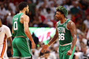 Playoffs NBA: Celtics asalta Miami por 102-127 y coloca el empate en la final