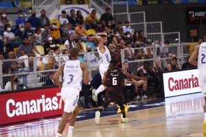 Una buena primera parte le sirve al Real Madrid para derrotar a Gran Canaria (83-91)