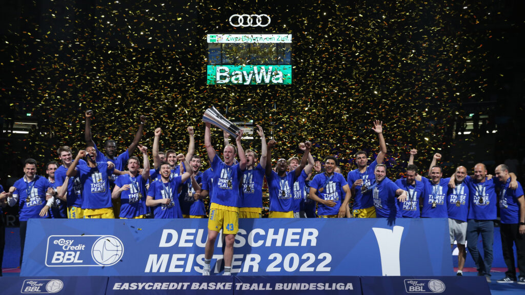 Easycredit BBL: ALBA Berlín levanta su tercer título de liga consecutivo