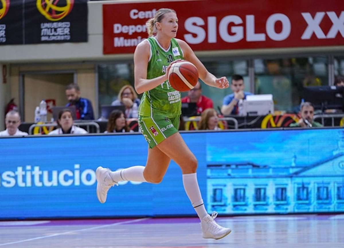 Mercado LF Endesa: la vuelta de Van den Adel a Araski protagonista de la jornada