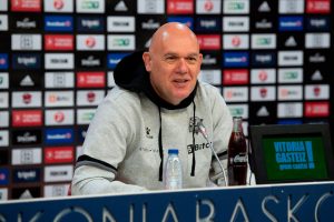 Neven Spahija sale del Bitci Baskonia