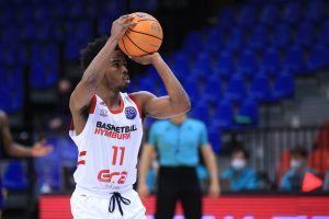 Jerrick Harding, un anotador compulsivo para Pedro Martínez