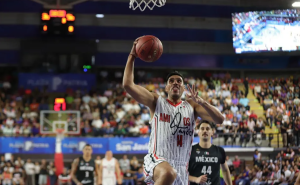 El mexicano Gustavo Ayón pone punto y final a una brillante carrera