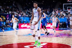 La Grecia de Giannis Antetokoumpo sabe sufrir y ganar