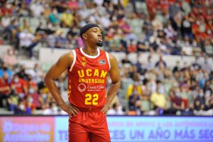 El Anadolu Efes posa su interés en Isaiah Taylor