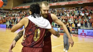 UCAM Murcia ahonda la crisis de Baxi Manresa (96-81)
