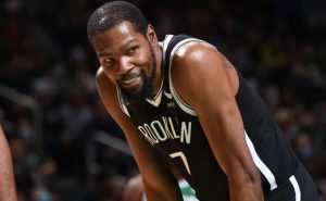 Kevin Durant entra a un top histórico de anotadores