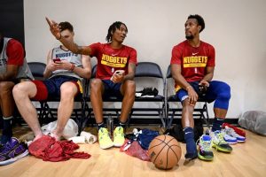 La vuelta a Estados Unidos por los trece equipos del nómada Ish Smith
