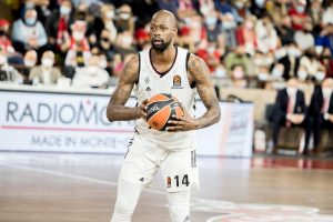 Un viejo conocido pone rumbo a Turquía: Gist firma con el Bahcesehir