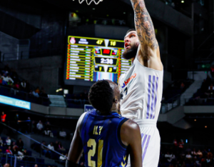 Un Madrid coral vence con rotundidad al UCAM Murcia (93 – 57)