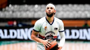 Bombazo en el Fontes do Sar: Kassius Robertson está de vuelta