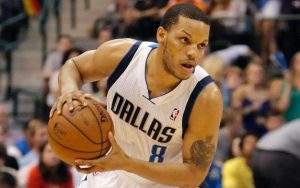 Doble movimiento en Zaragoza: Chris Wright suplirá a Frankie Ferrari