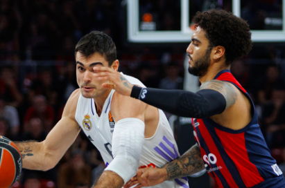 El Baskonia, con un Howard estelar, se merienda al Real Madrid (92 – 86)