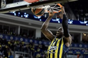 Un monstruoso doble-doble le da a Johnathan Motley el MVP de la Jornada 19