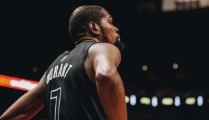 Kevin Durant, con un esguince en la rodilla. ¿Cuánto tiempo estará ausente?