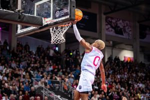 ¿Quién es TJ Shorts, MVP de la liga alemana?