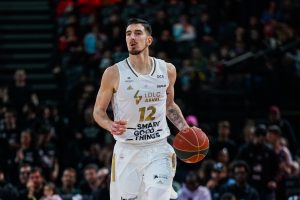 Nando De Colo sigue haciendo historia en la Euroliga