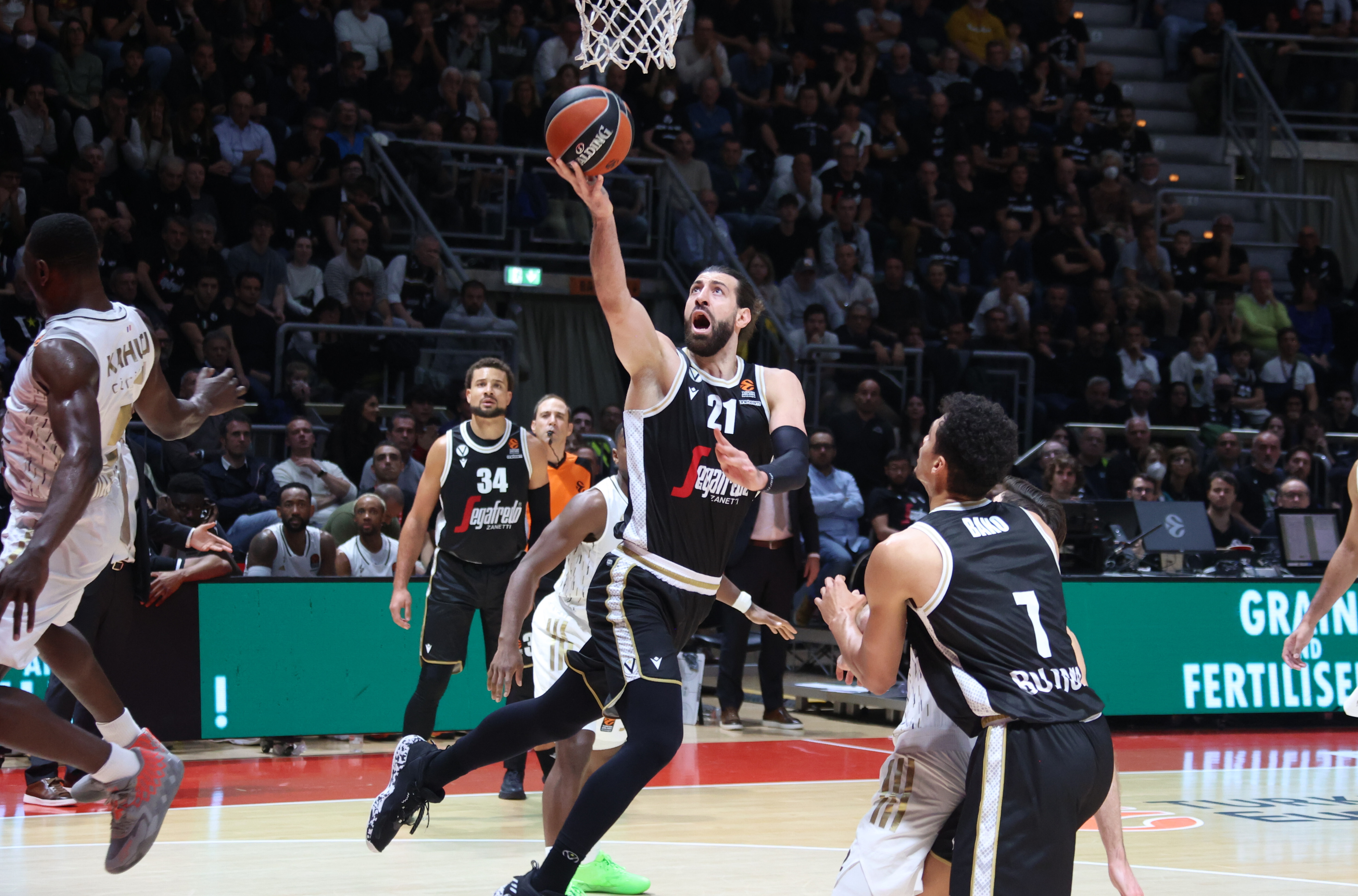 Euroliga: Virtus Bolonia fuera de playoffs y Shengelia se desespera