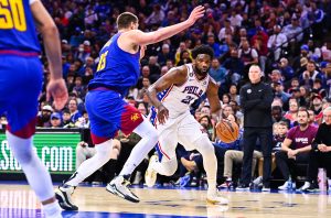 Embiid se ausenta y Jokic brilla. El camerunés da un paso atrás por el MVP