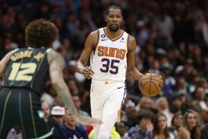 Noche NBA: Debut con victoria de Kevin Durant en Suns; Bucks sigue su racha.