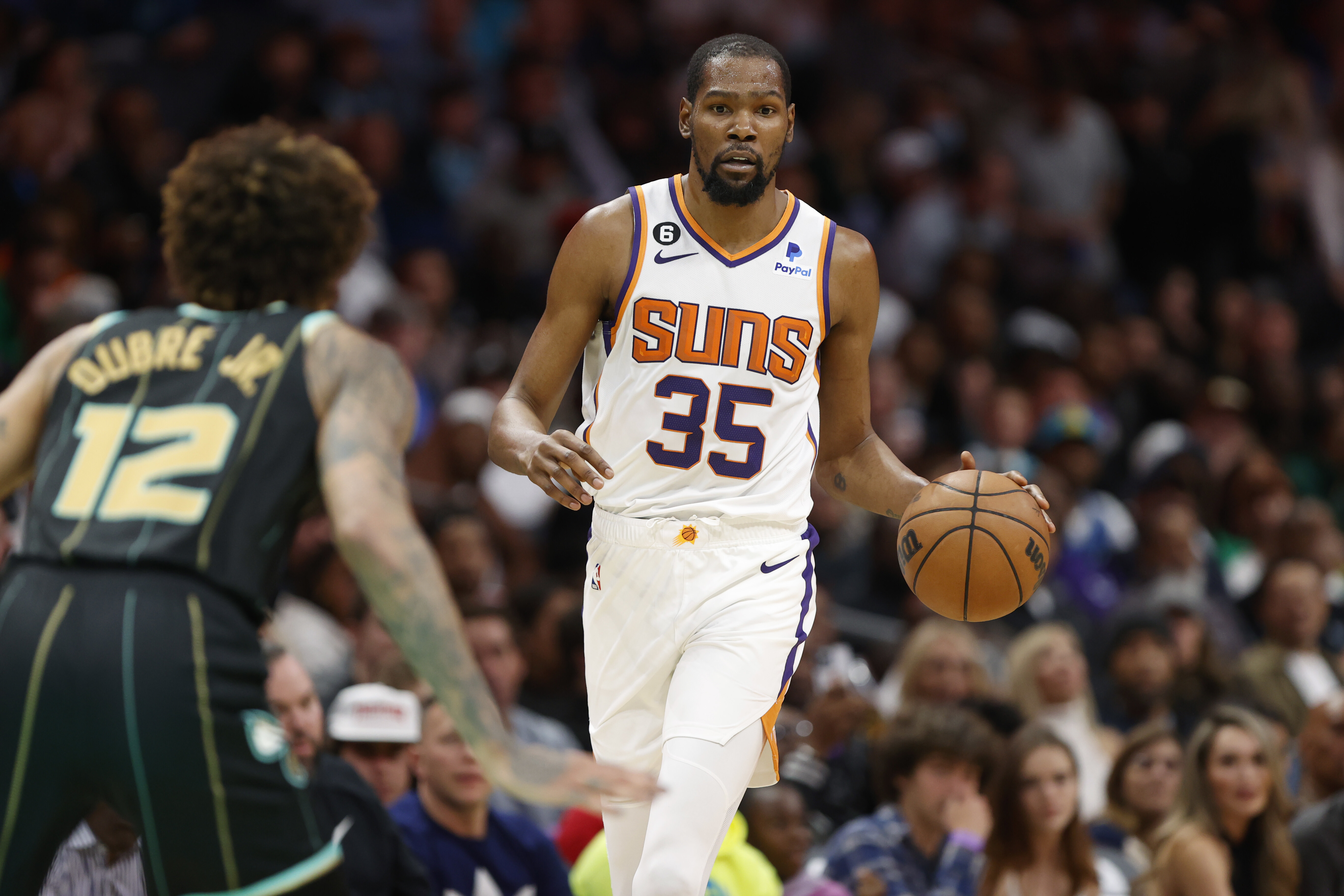 Noche NBA: Debut con victoria de Kevin Durant en Suns; Bucks sigue su racha.