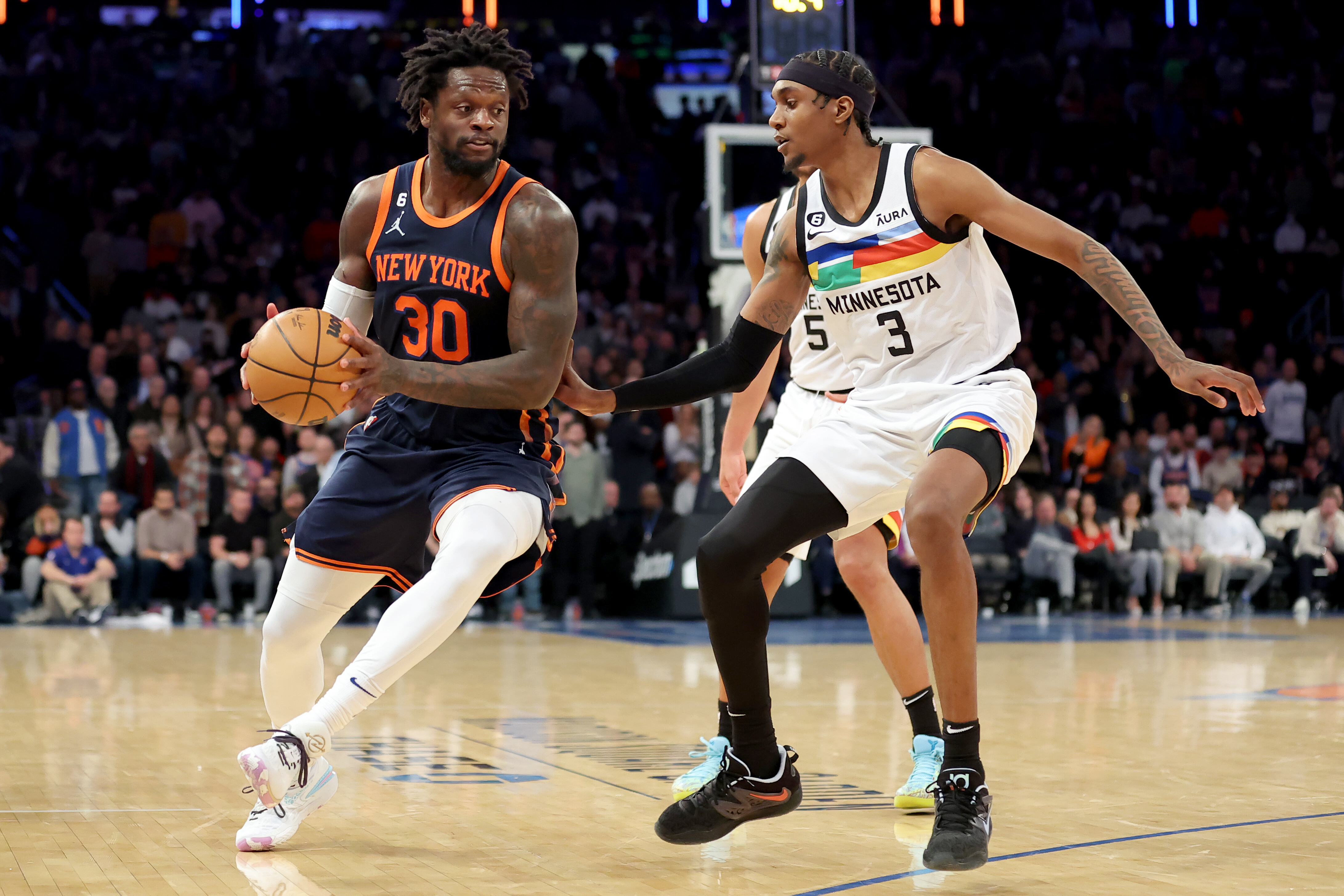 Resumen NBA: Knicks cae pese a los 57 puntos de Randle. Santi Aldama en 22+14