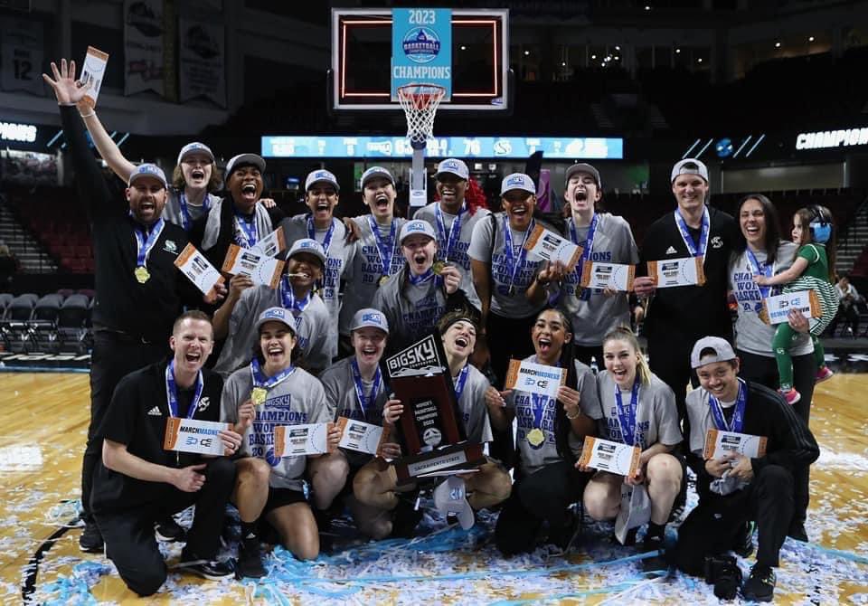 Xavi López nombrado nuevo associated head coach de TCU (Texas Christian University)