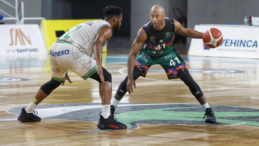 La salvación del Cáceres pasa por las manos de Hasbrouck